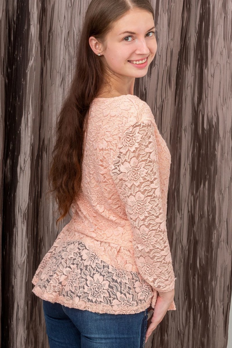 Элина, 20 лет, 1 размер груди