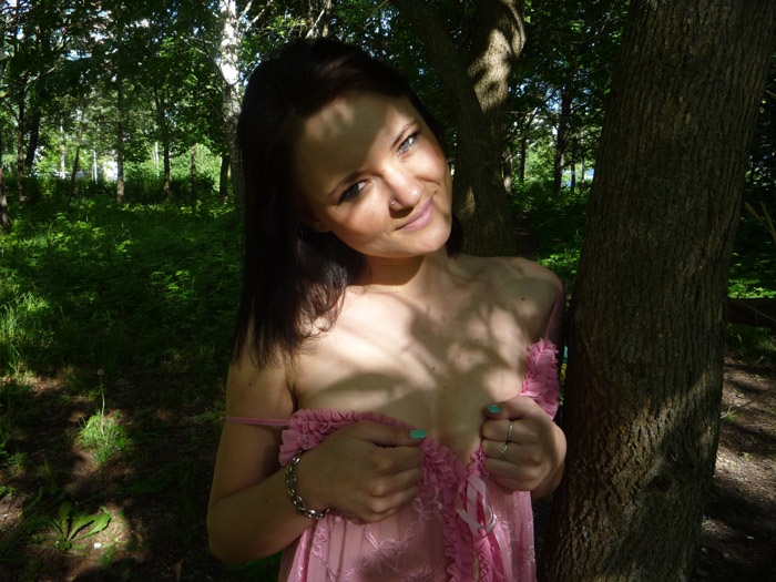 Нюта, 20 лет, 2 размер груди